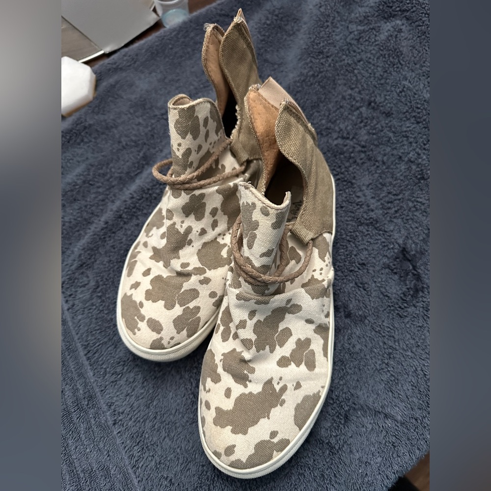 Cow printed shoes